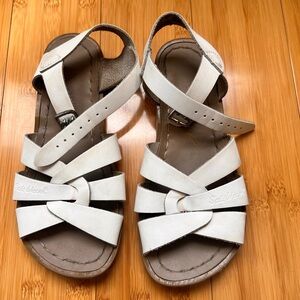 Kids Hoy Saltwater Sandals White size 1
